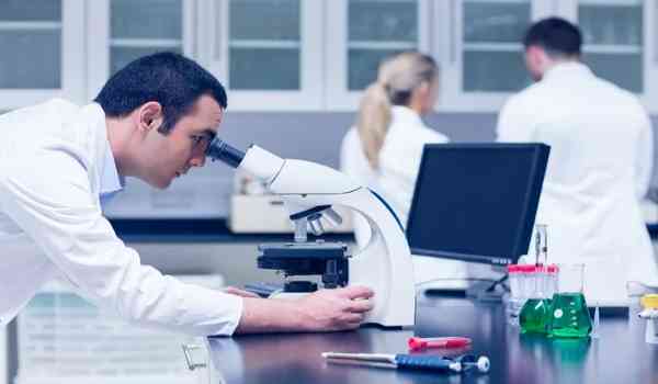 TECNICO DI LABORATORIO