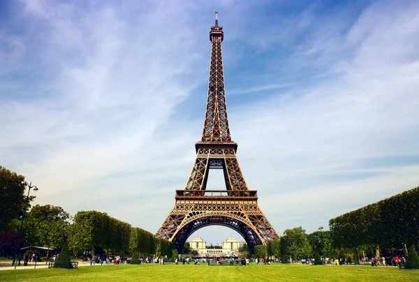 TOUR EIFFEL
